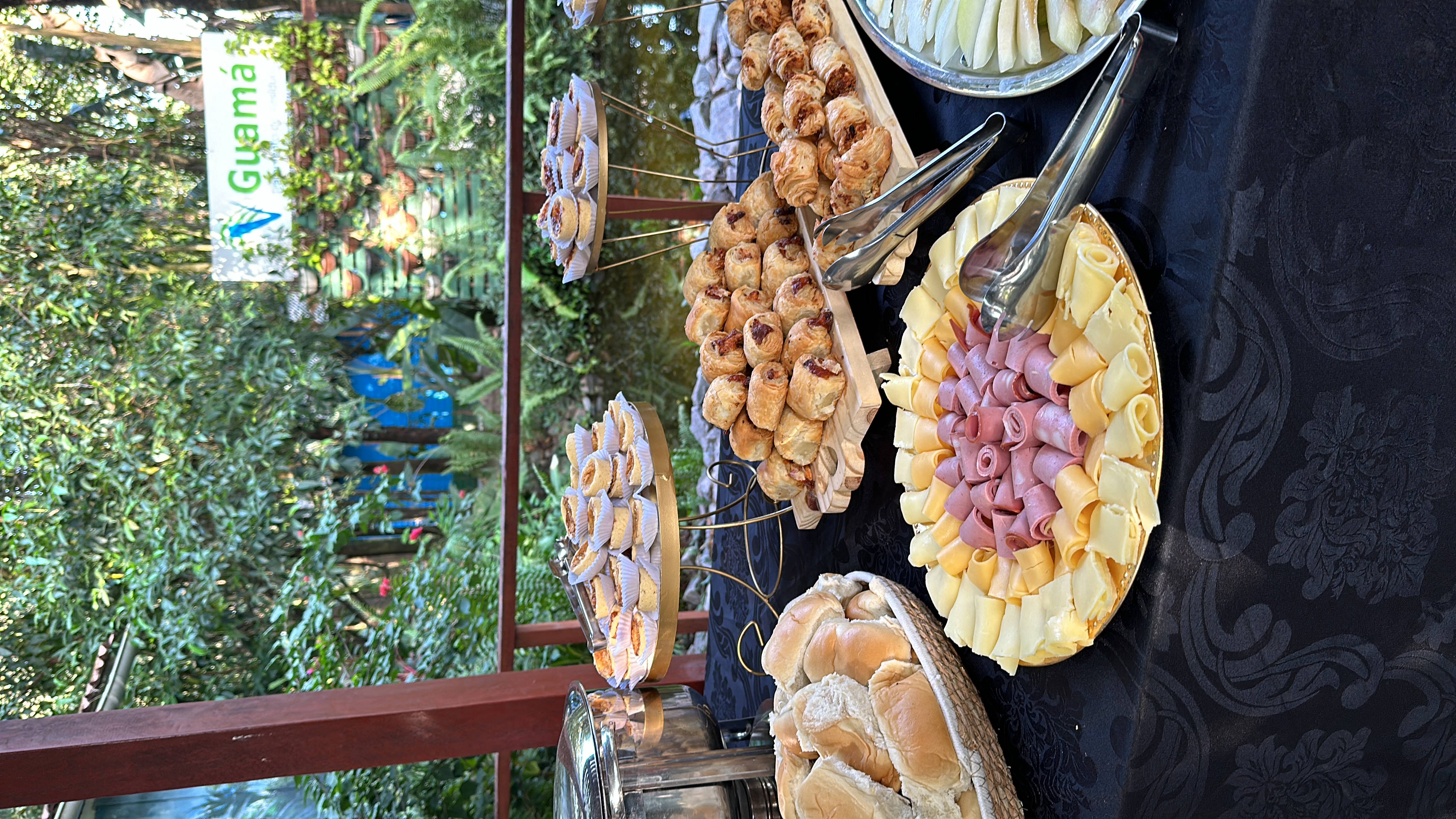 Foto 05FEA8A7-94BD-4060-A1A3-EACD5C90A394